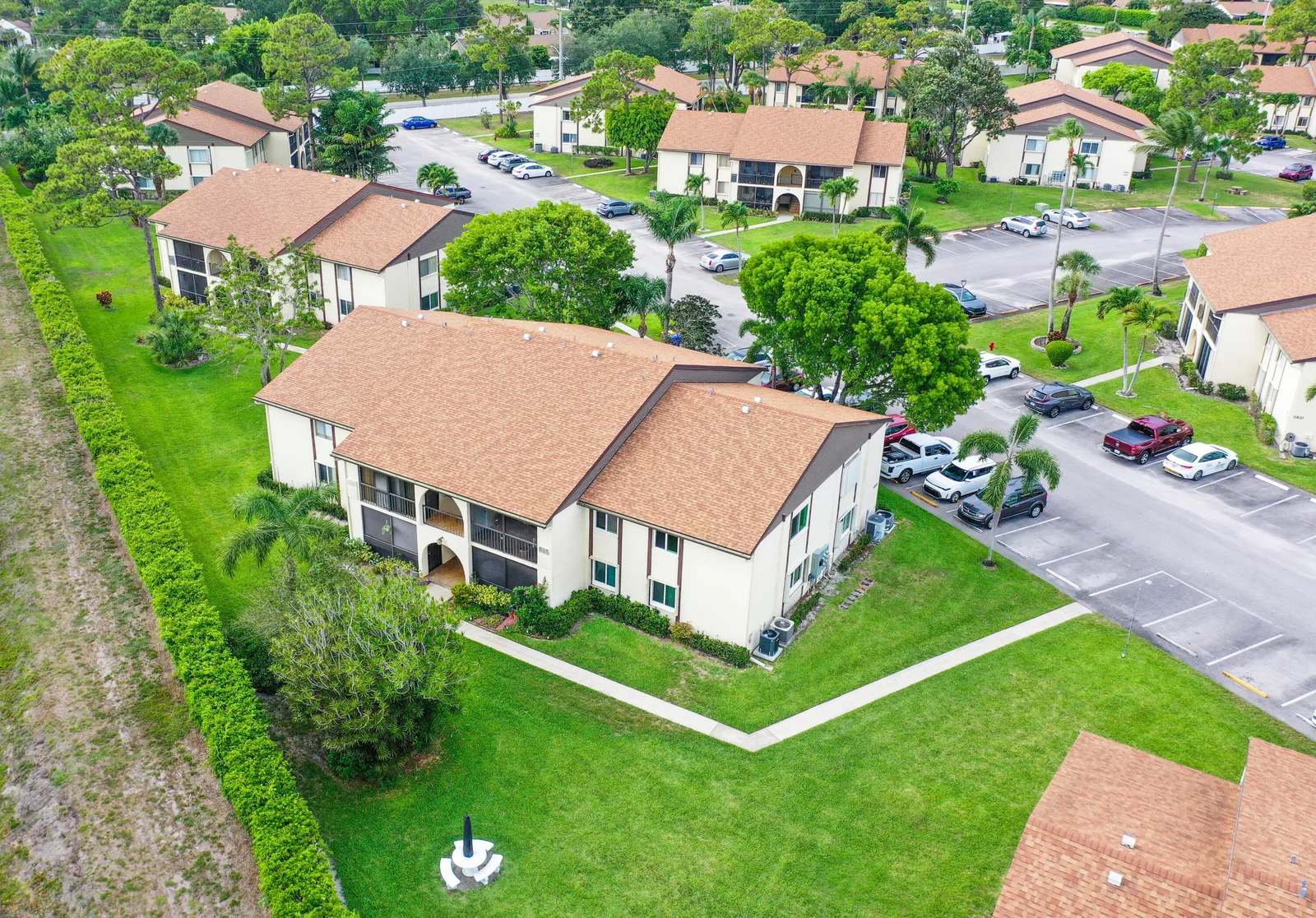 Pine Ridge Iv Condo
