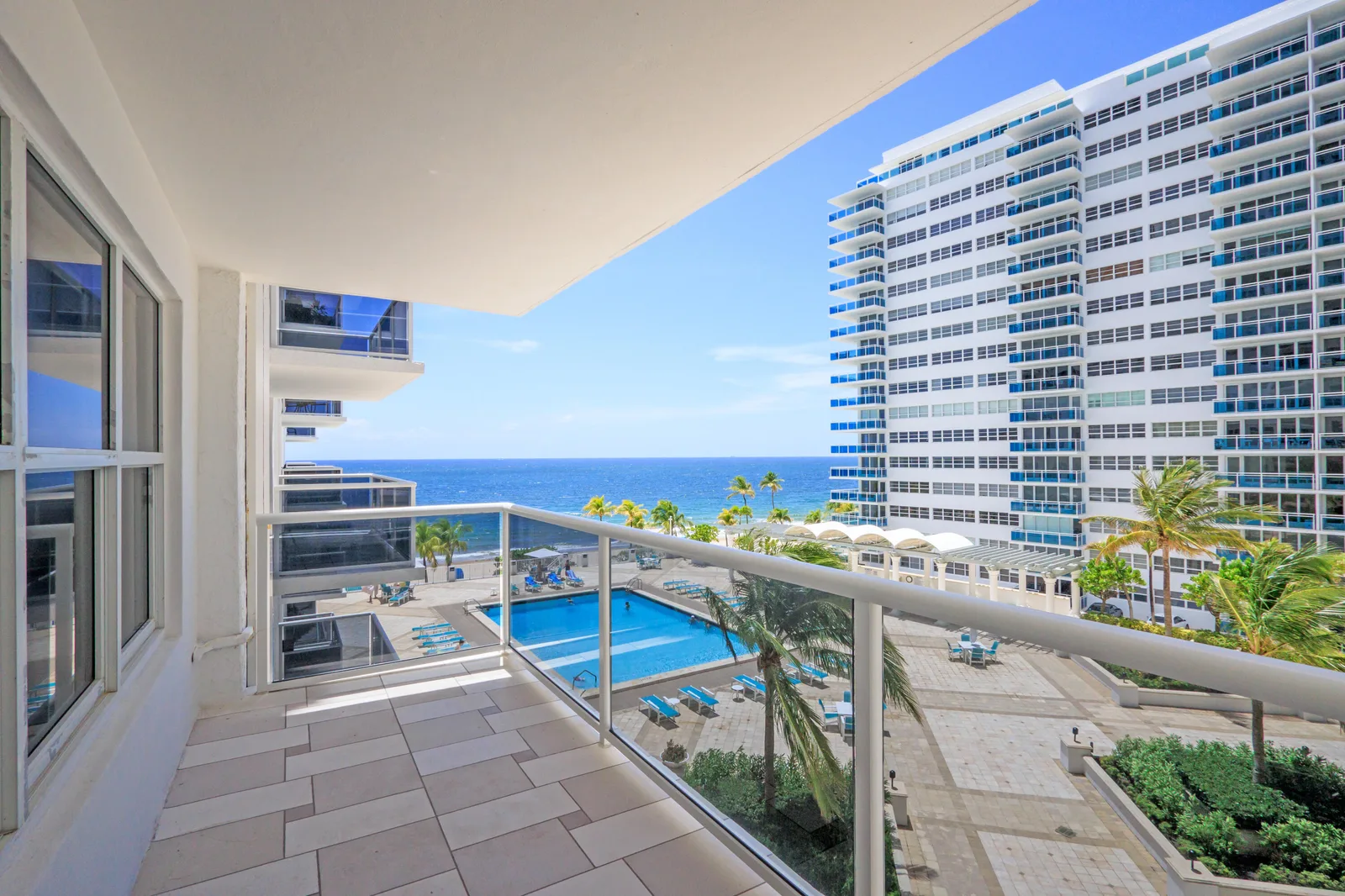 Playa Del Sol Condo