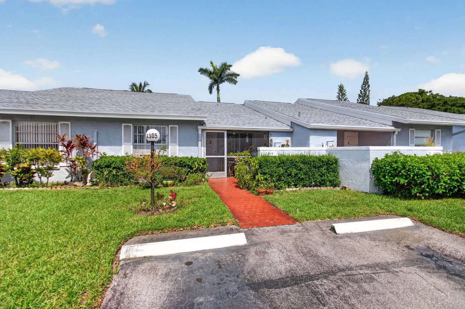 Villas At Lucerne Lakes I
