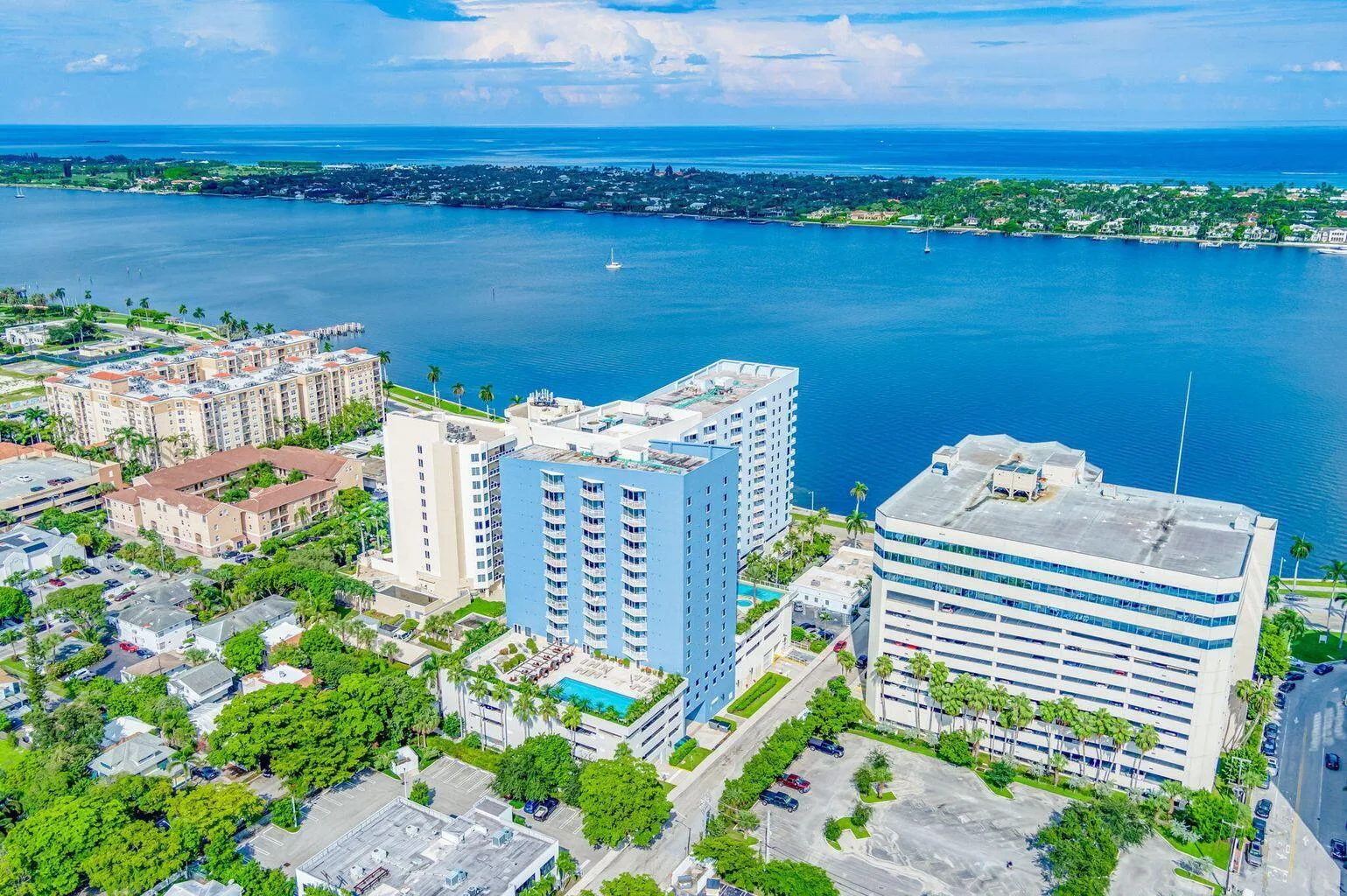 Slade Condo