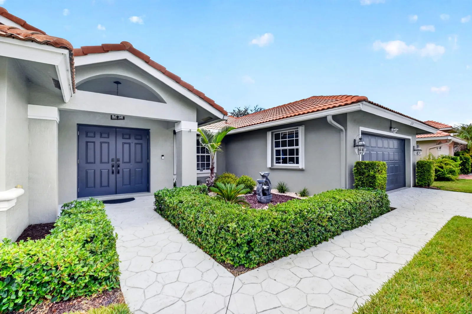 Golf Colony