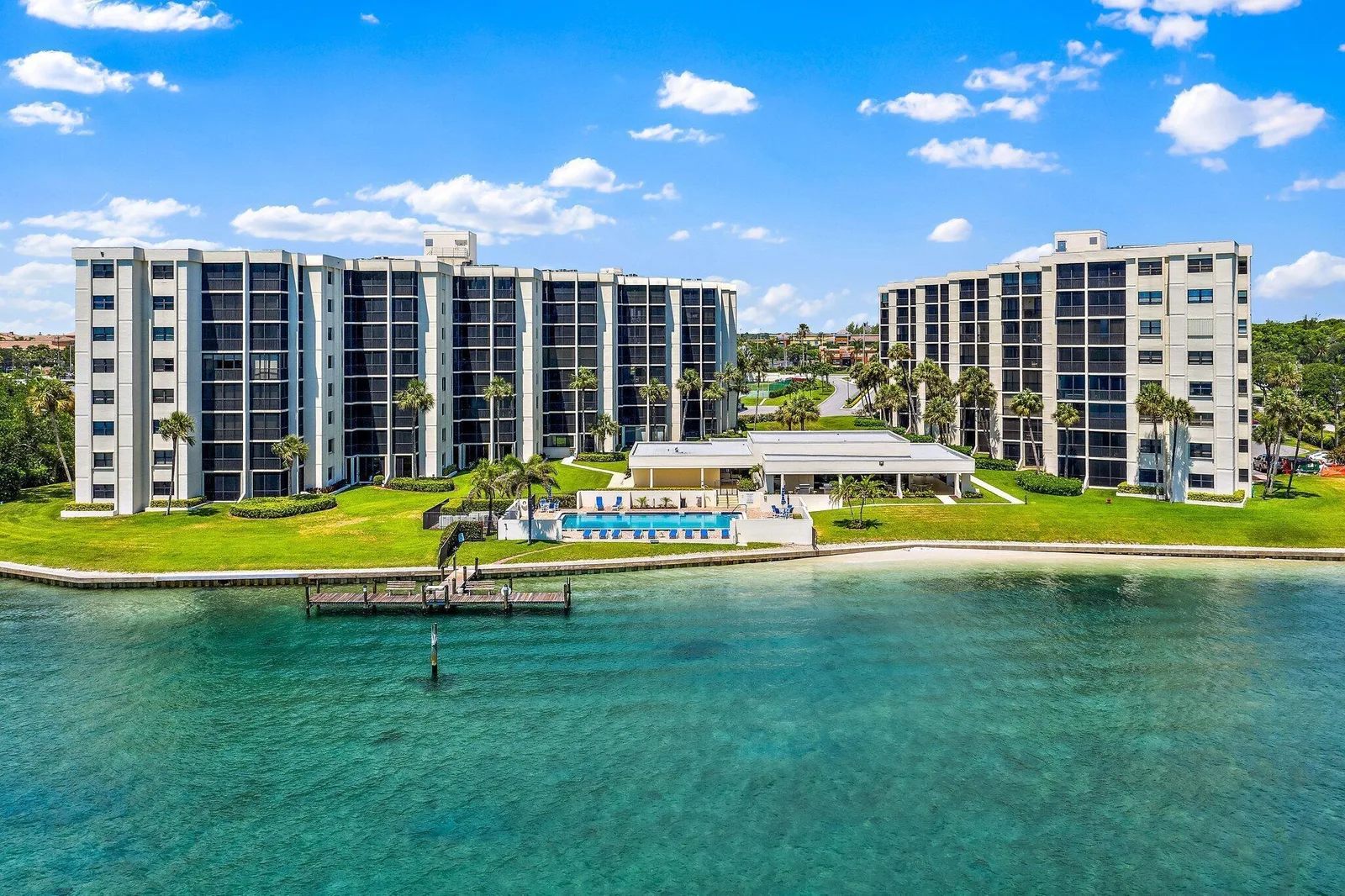 Sandpointe Bay Condo