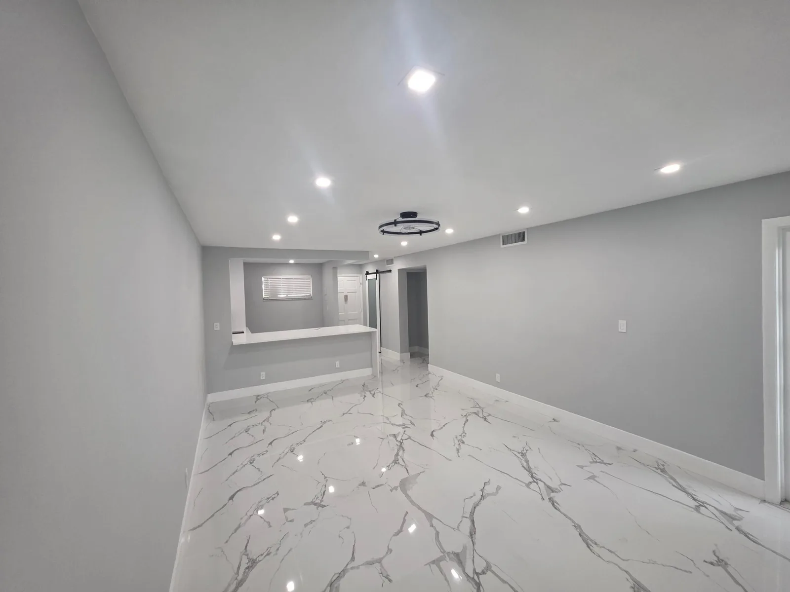 Lake Clarke Gardens Condo