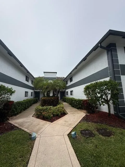 Trowbridge Condo