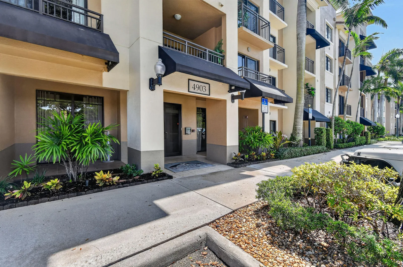 Residences At Midtown Condo