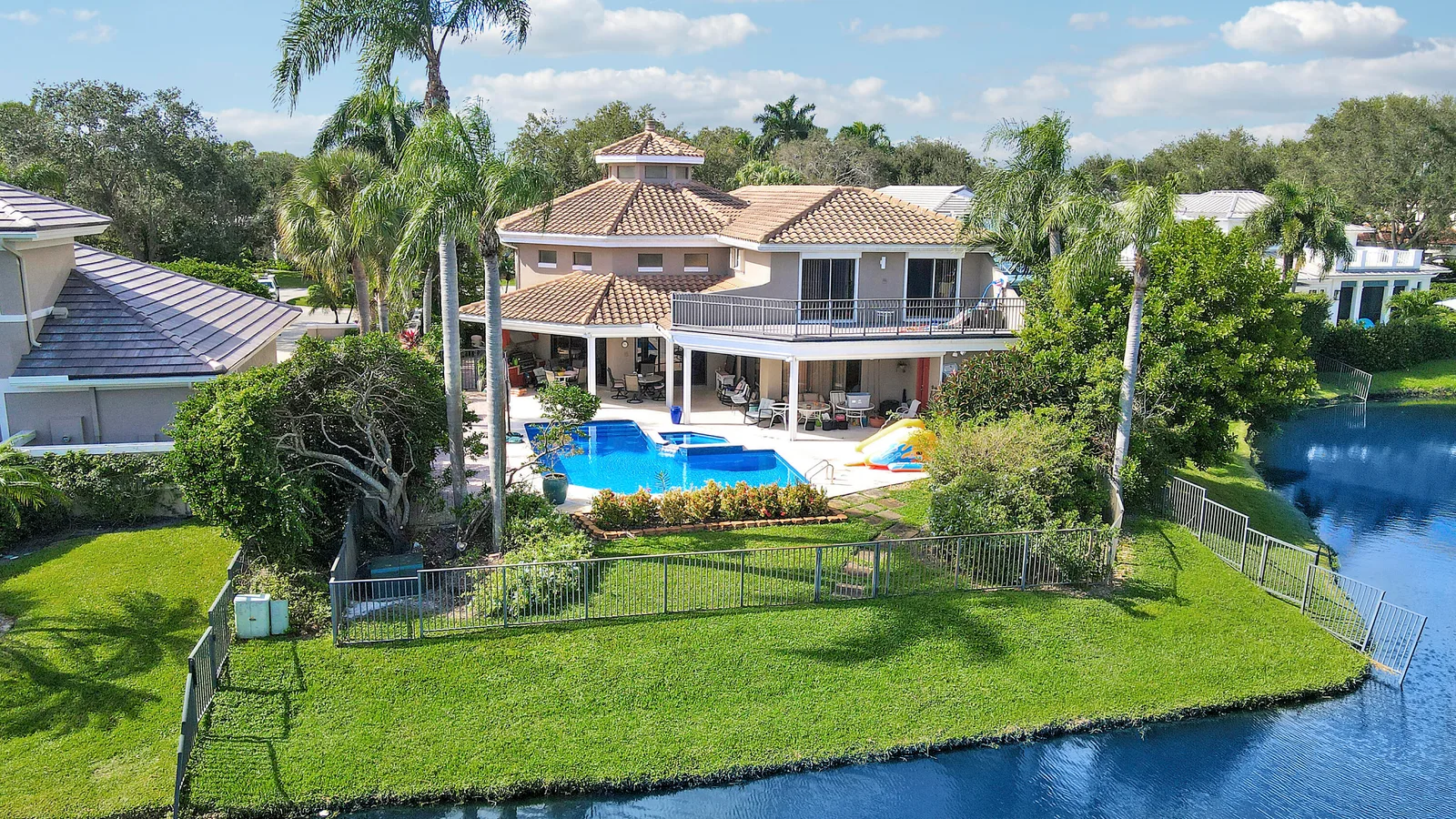 Loxahatchee Club At Maplewood