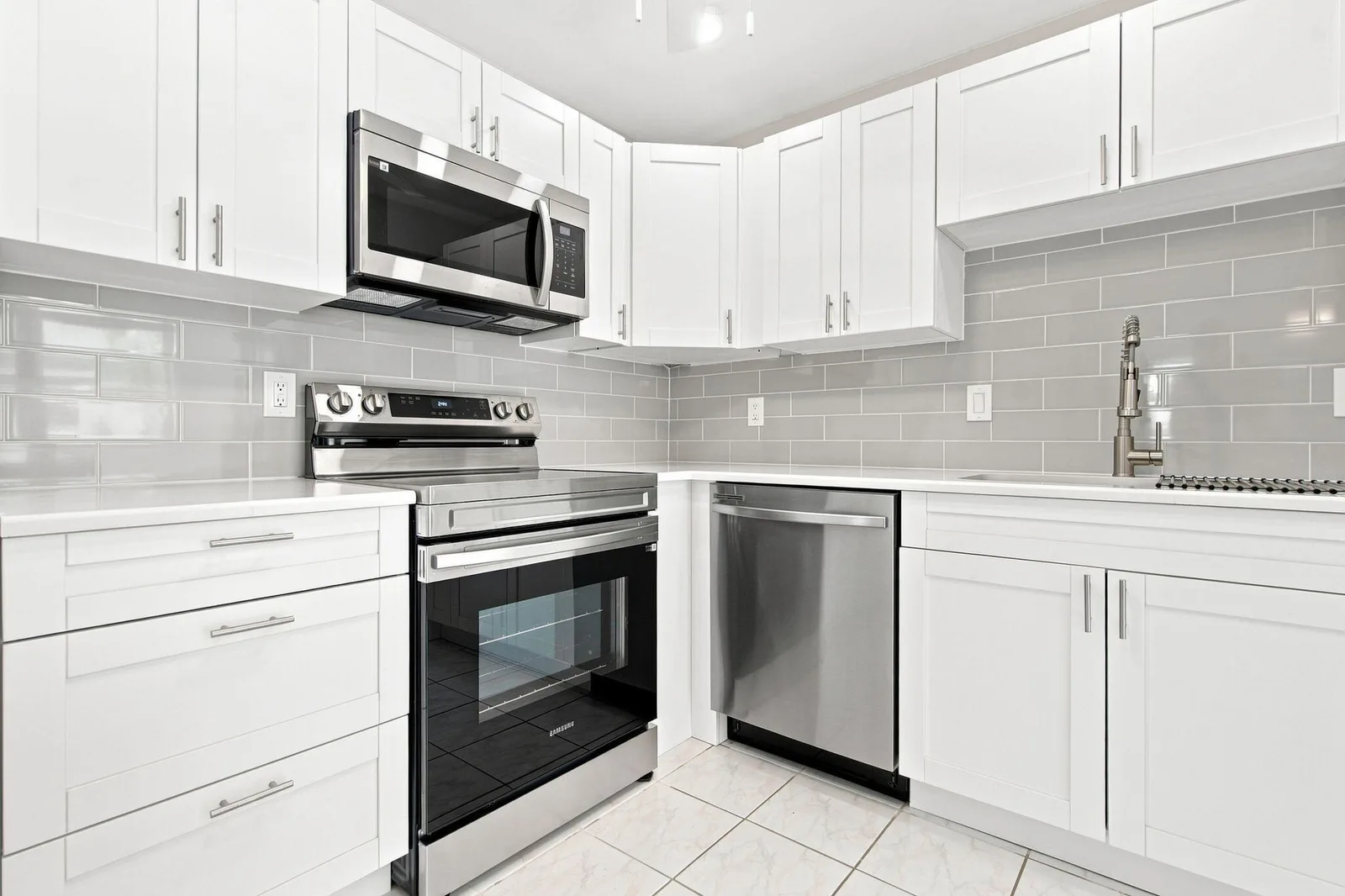 Kings Point Tuscany Condos