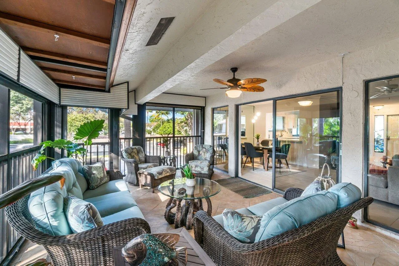Pelican Pointe Condo