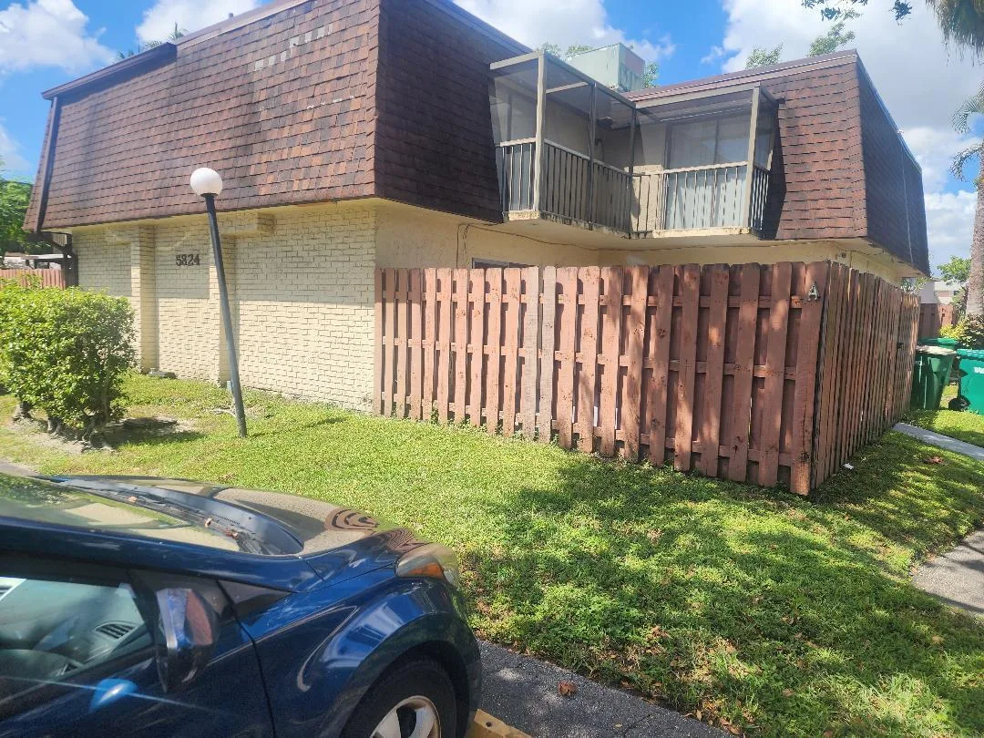 Villas At Woodland Greens