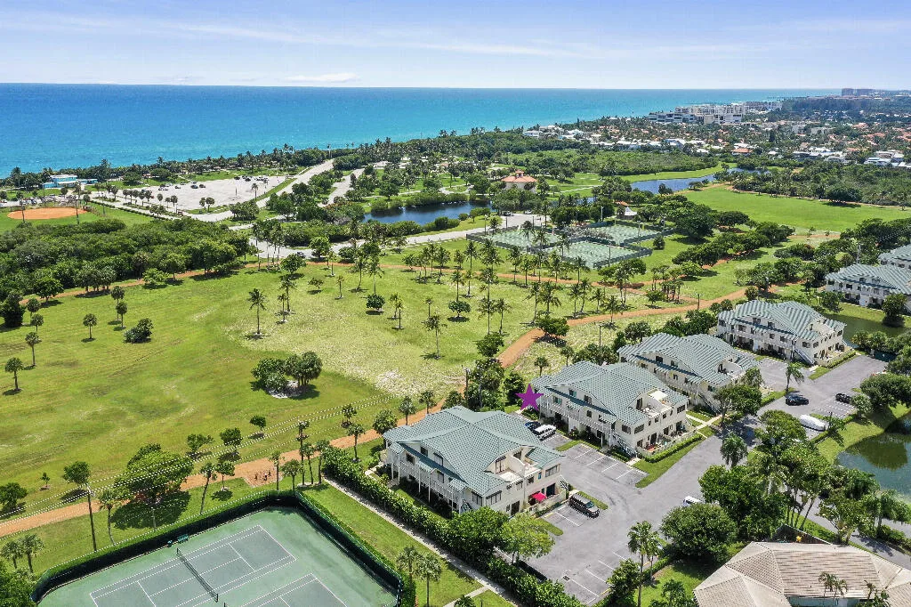 Bella Vista On The Park Condo