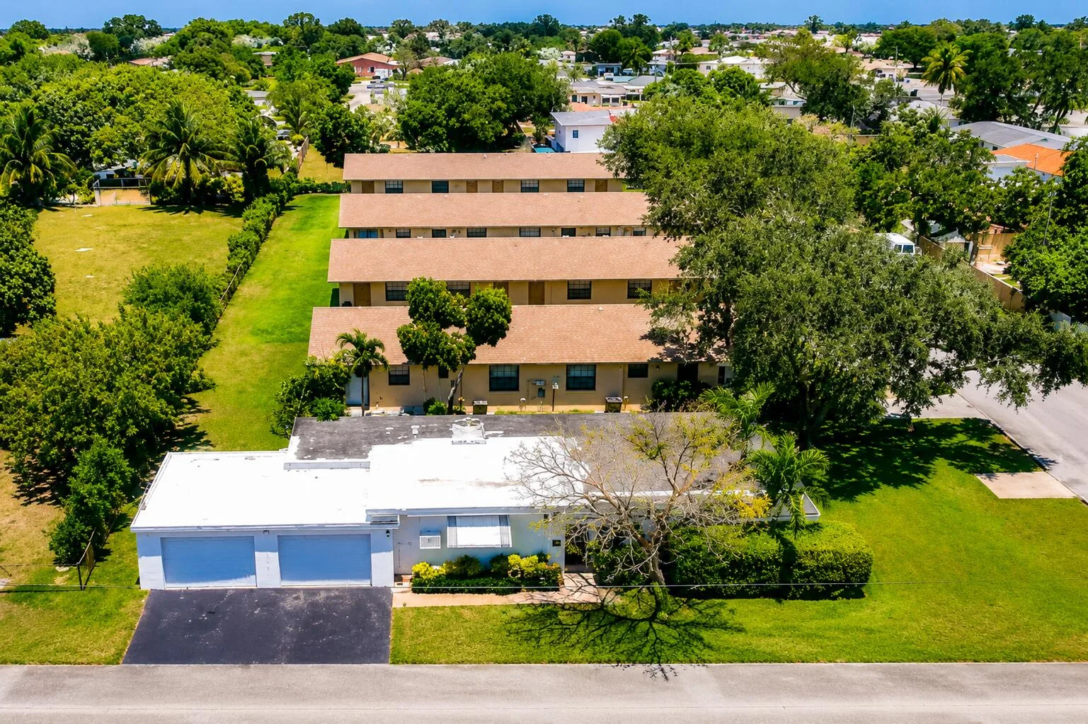 Hollywood Country Estates