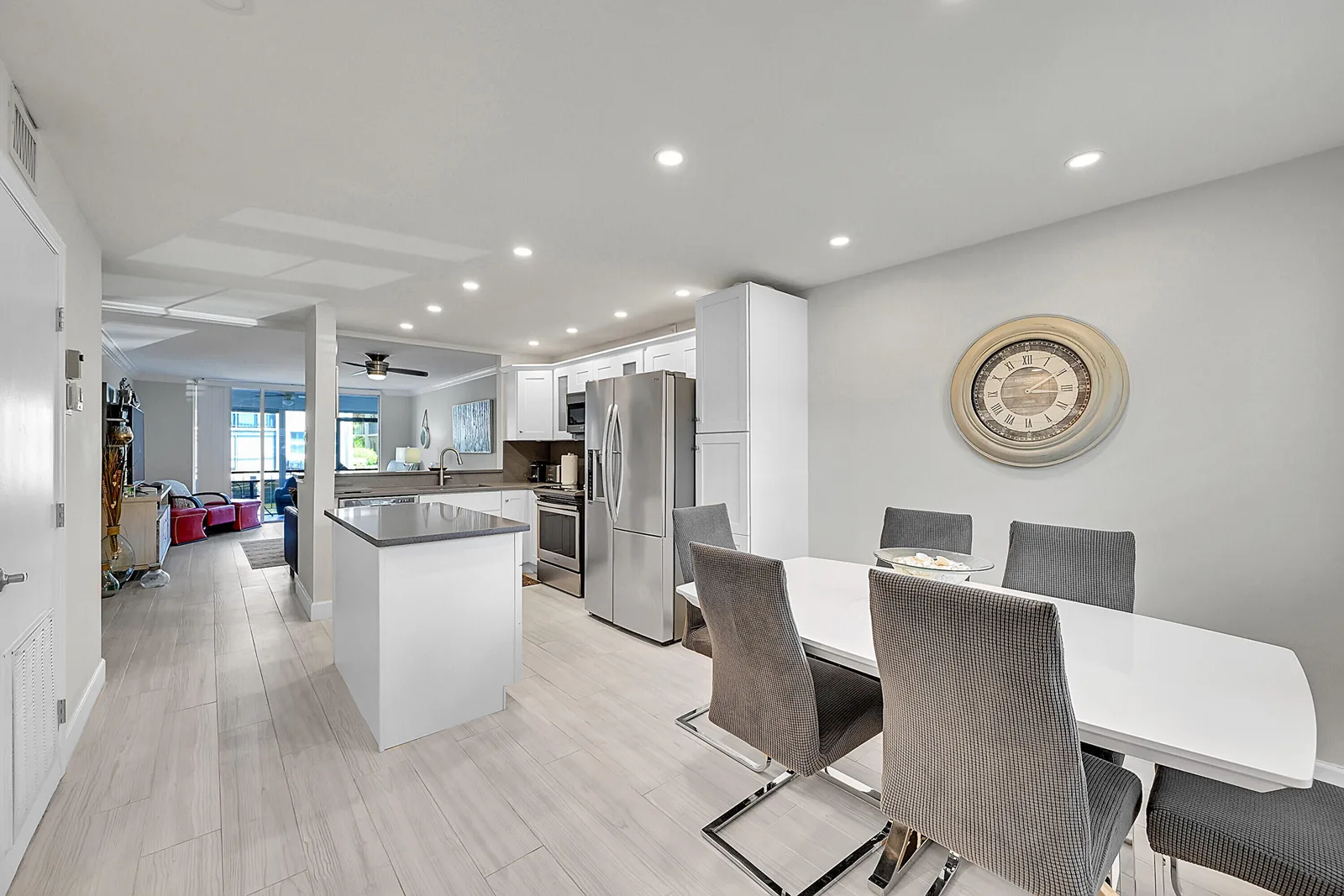 Island Club One Condo