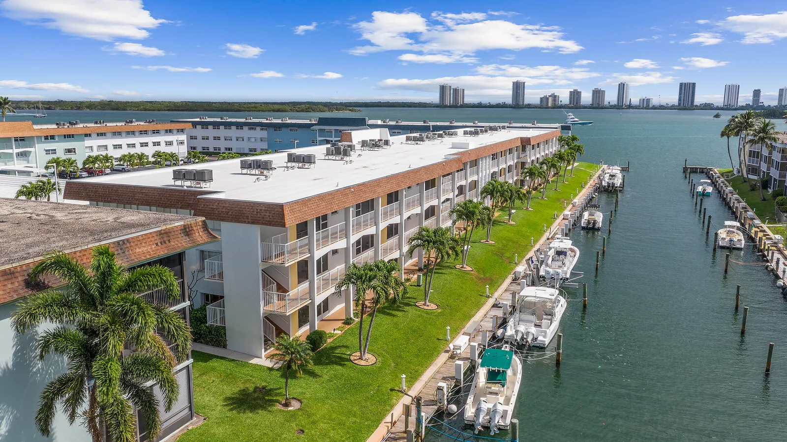 Shore Club Apts B & C Condo