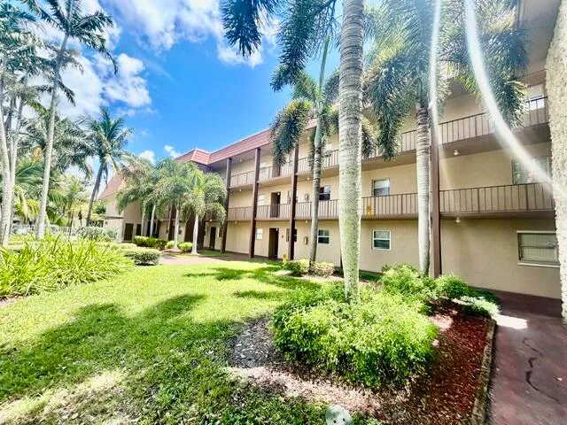 Park View At Palm Beach Condo