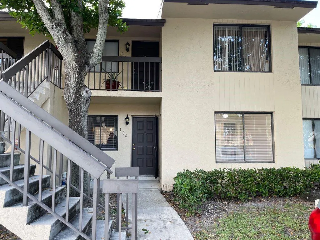 Kensington Walk Condo