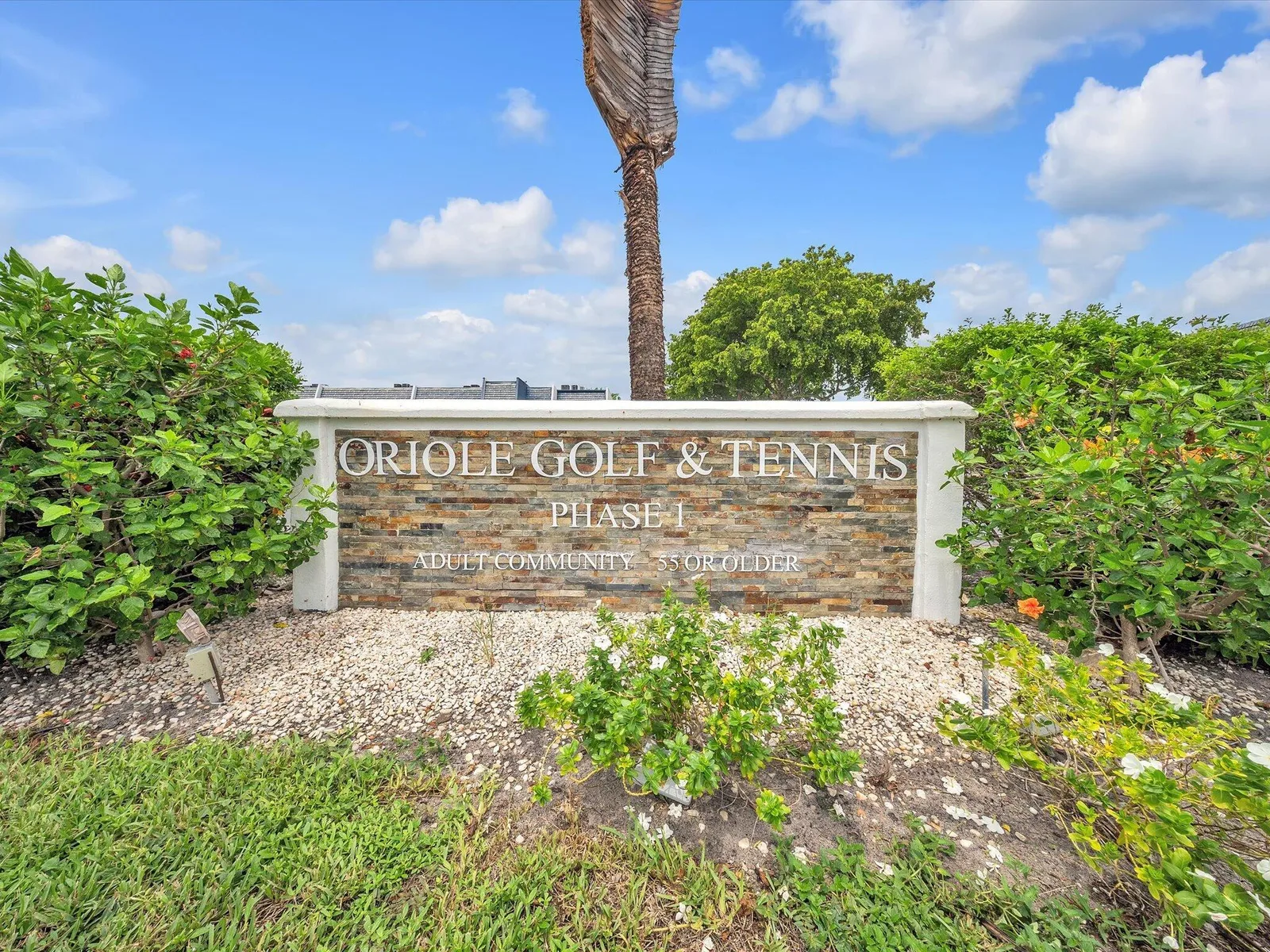 Oriole Golf & Tennis Club Condo