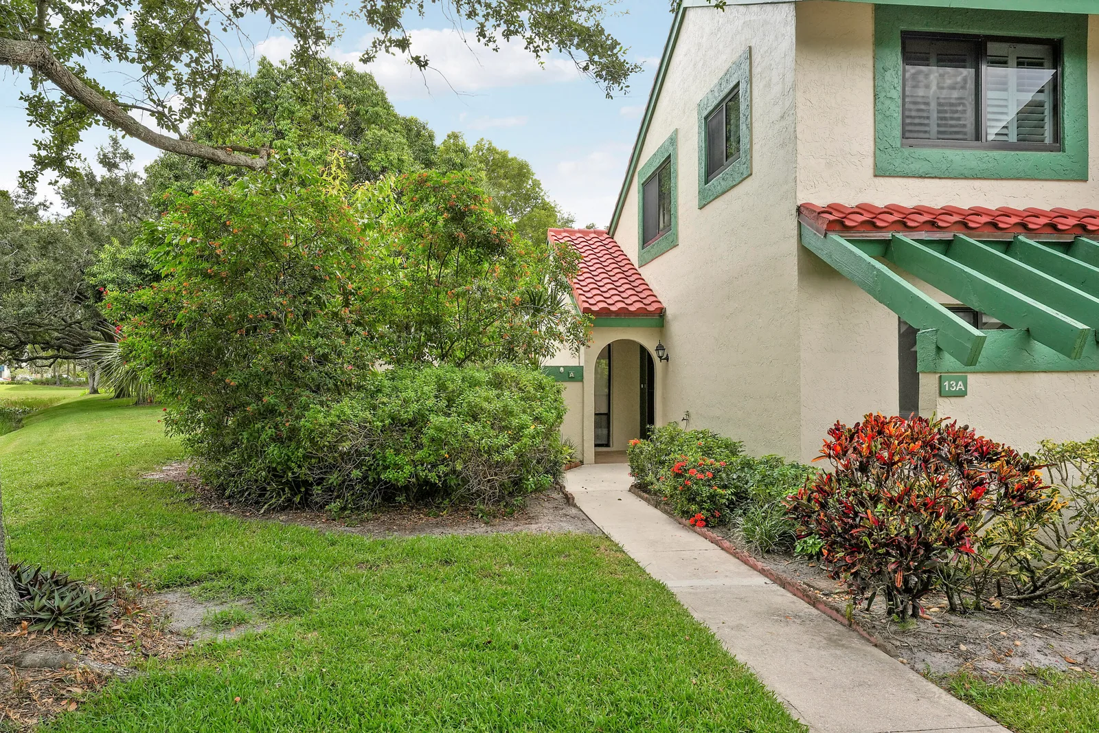 Lexington Green Condo