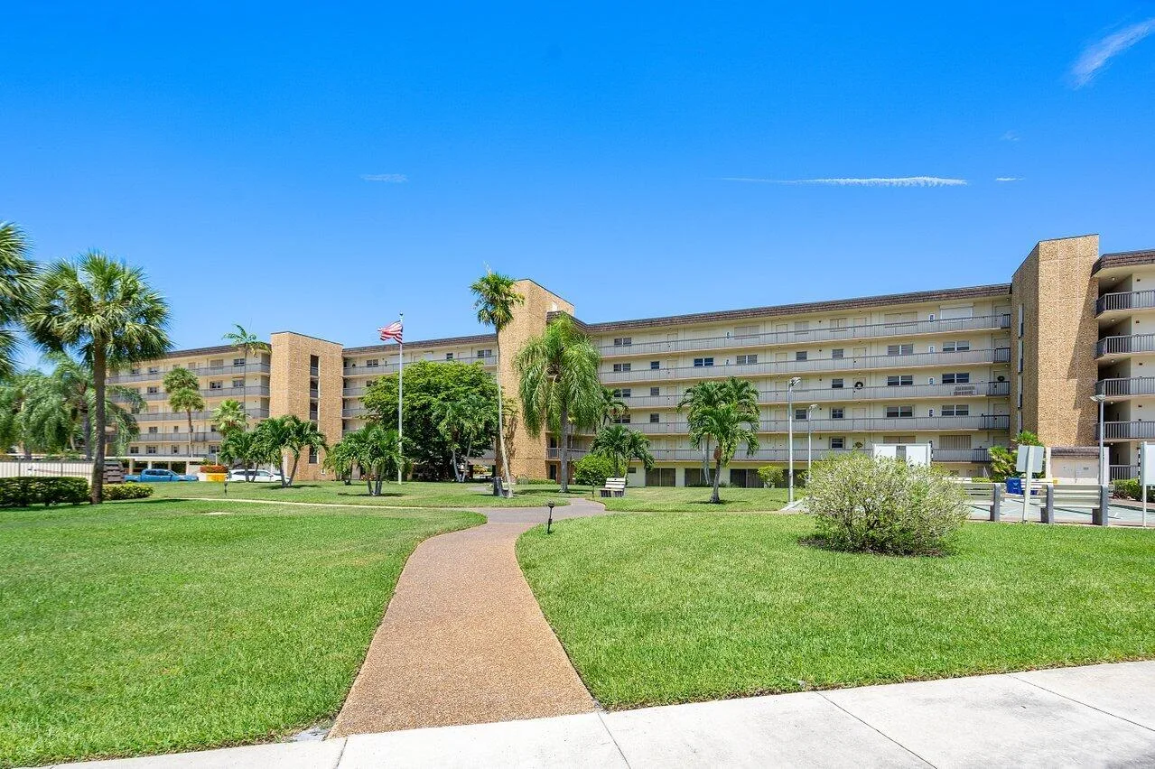 Starlite Condo