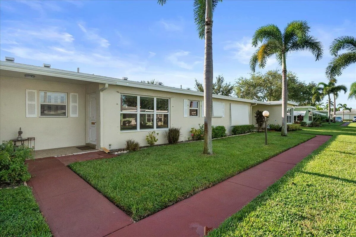Pine Point Villas Condo