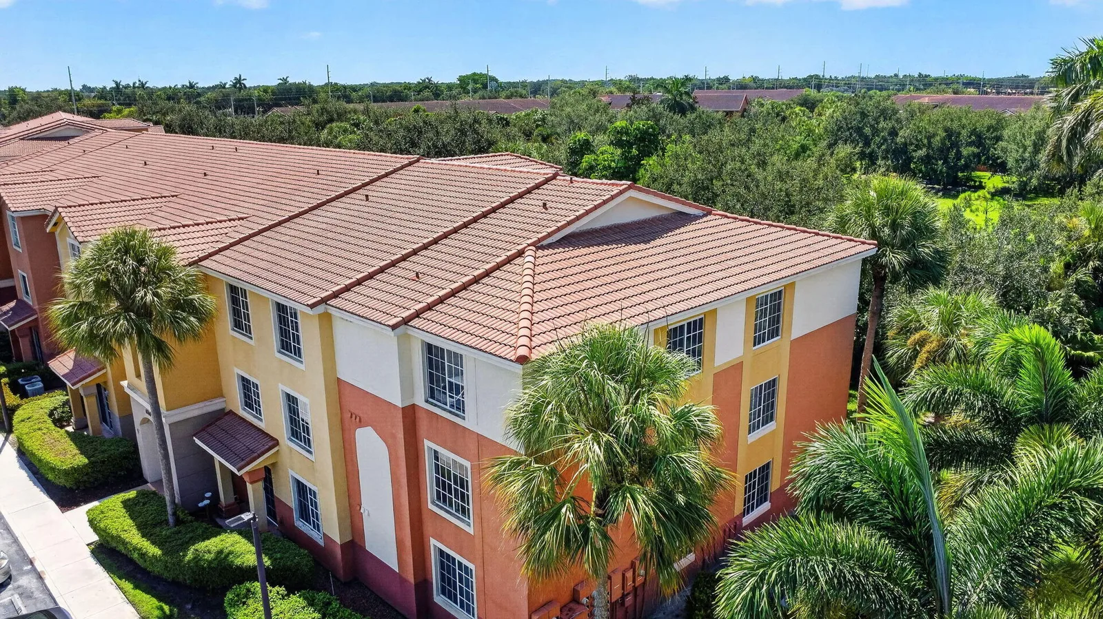 Green Cay Village Condo