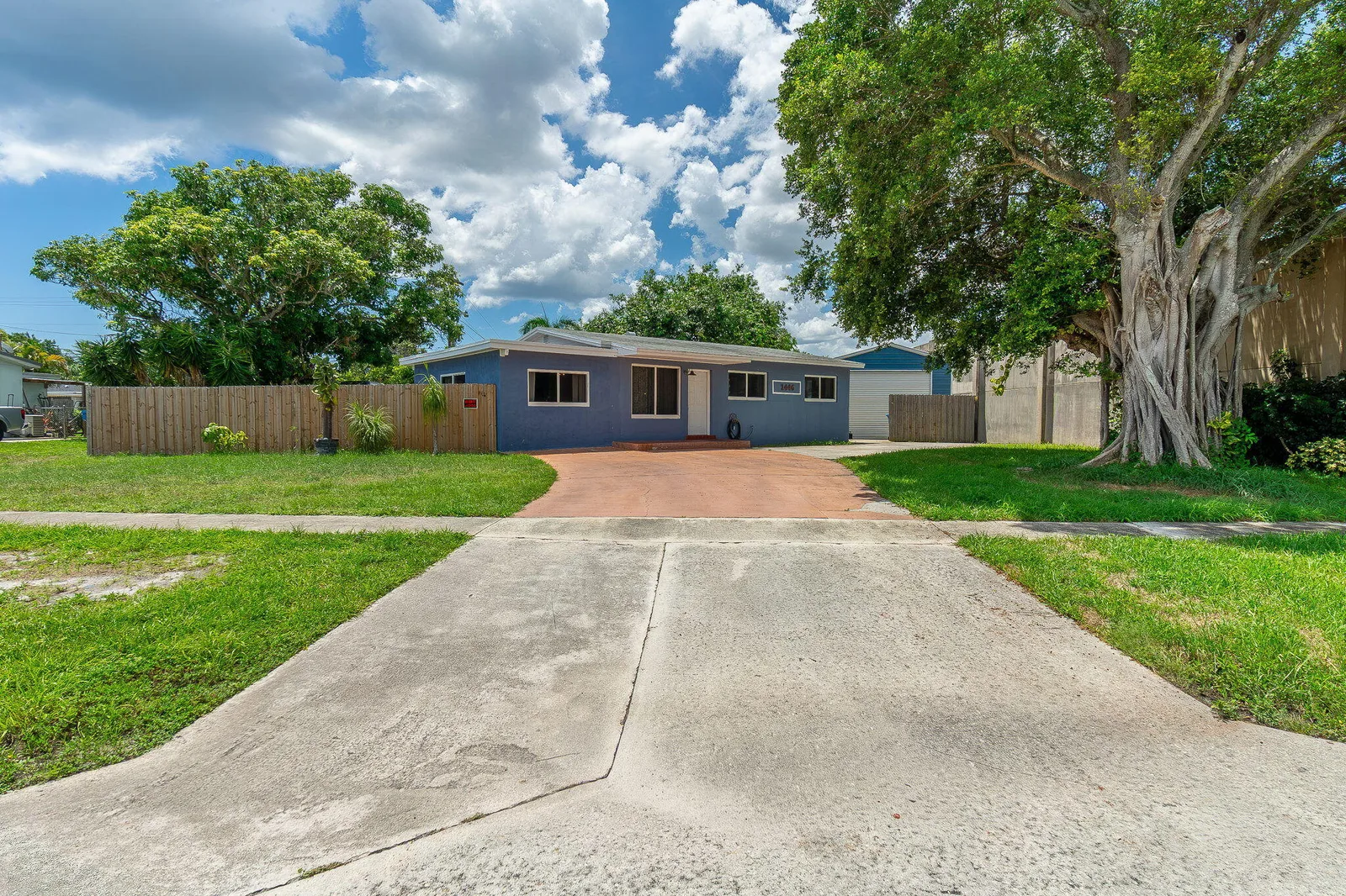 Lantana Heights