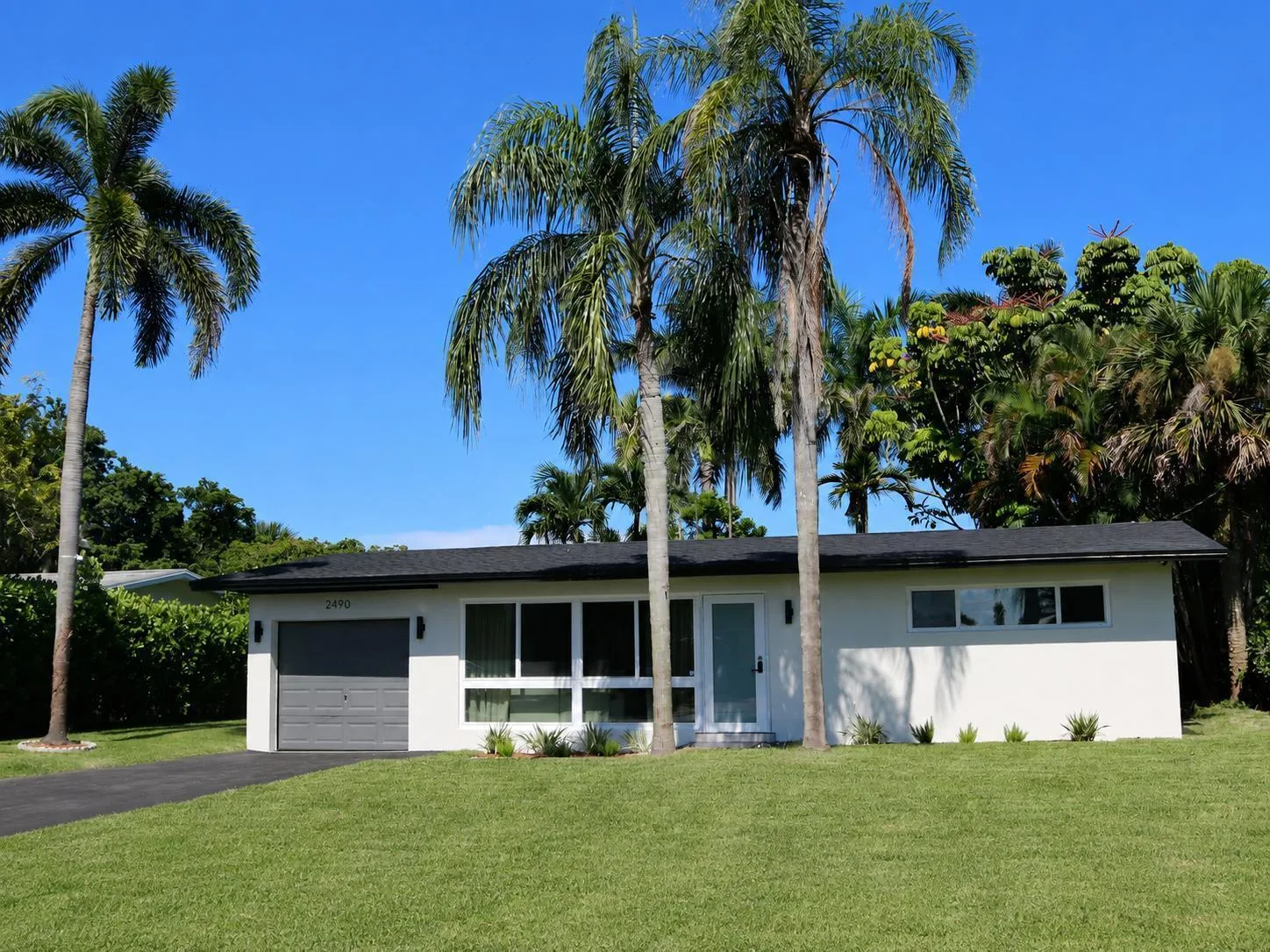 Lauderdale Isles No