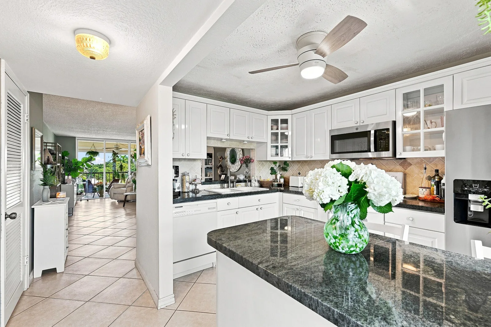 Island Club Four Condo