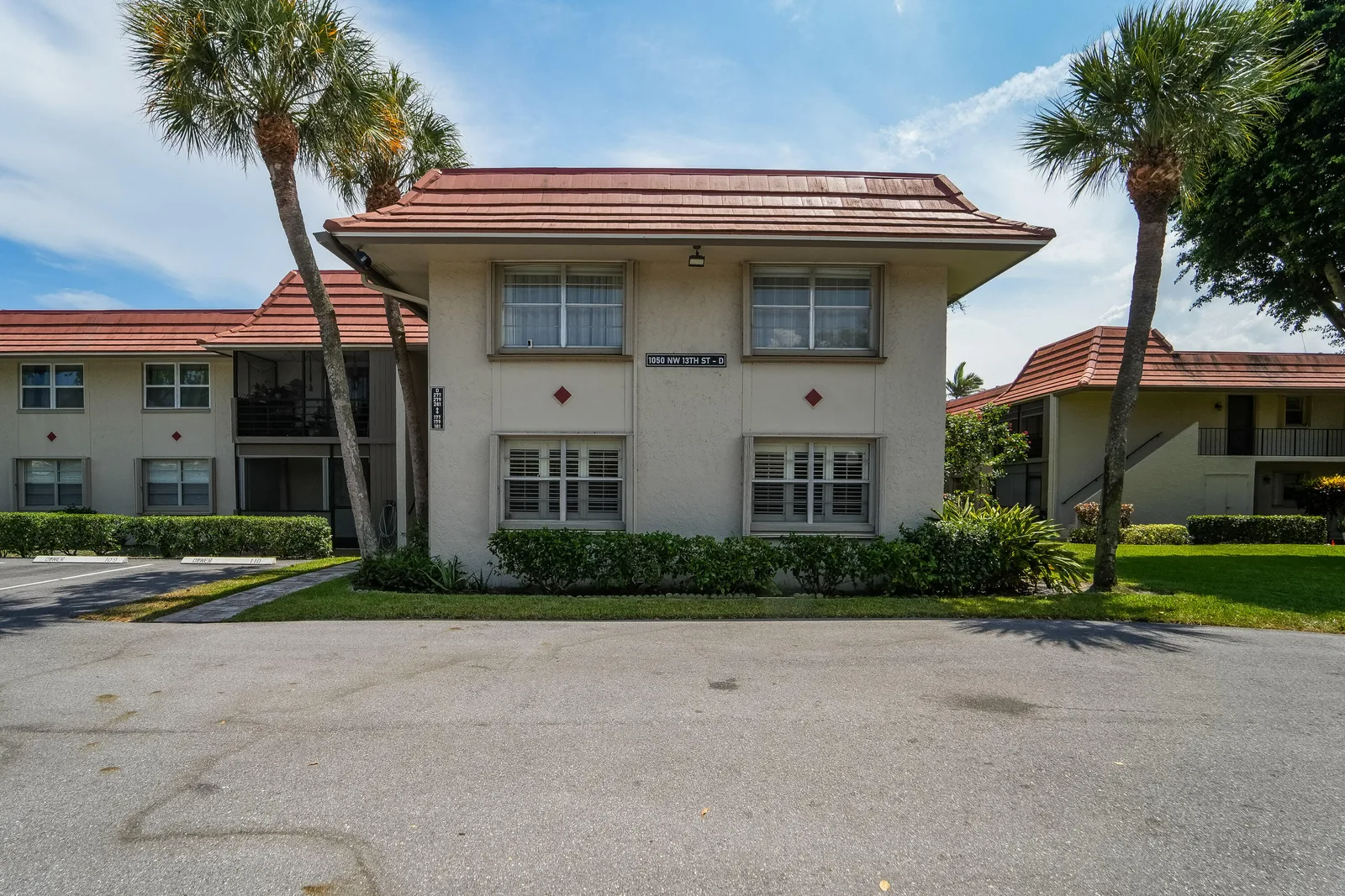 Boca Linda Condo