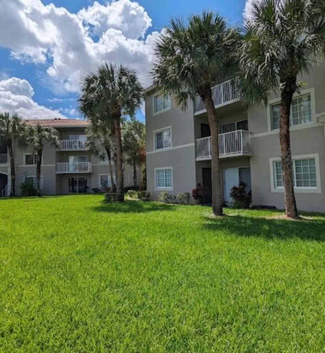 Evergreen Lakes Condo