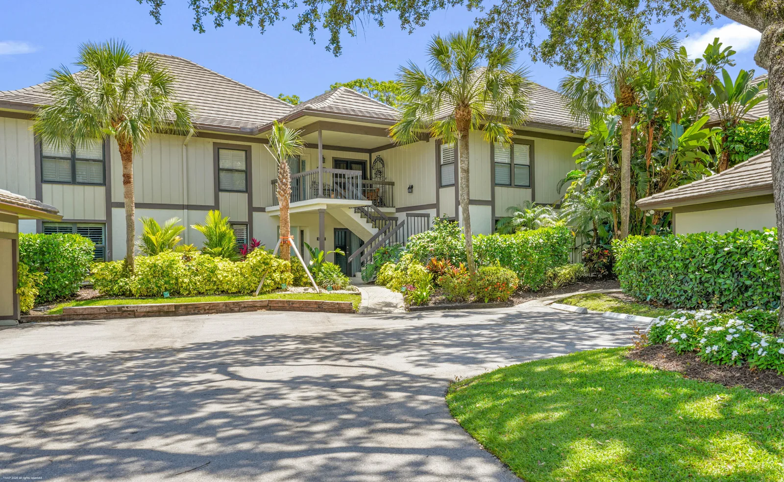Cowdray Park Condo