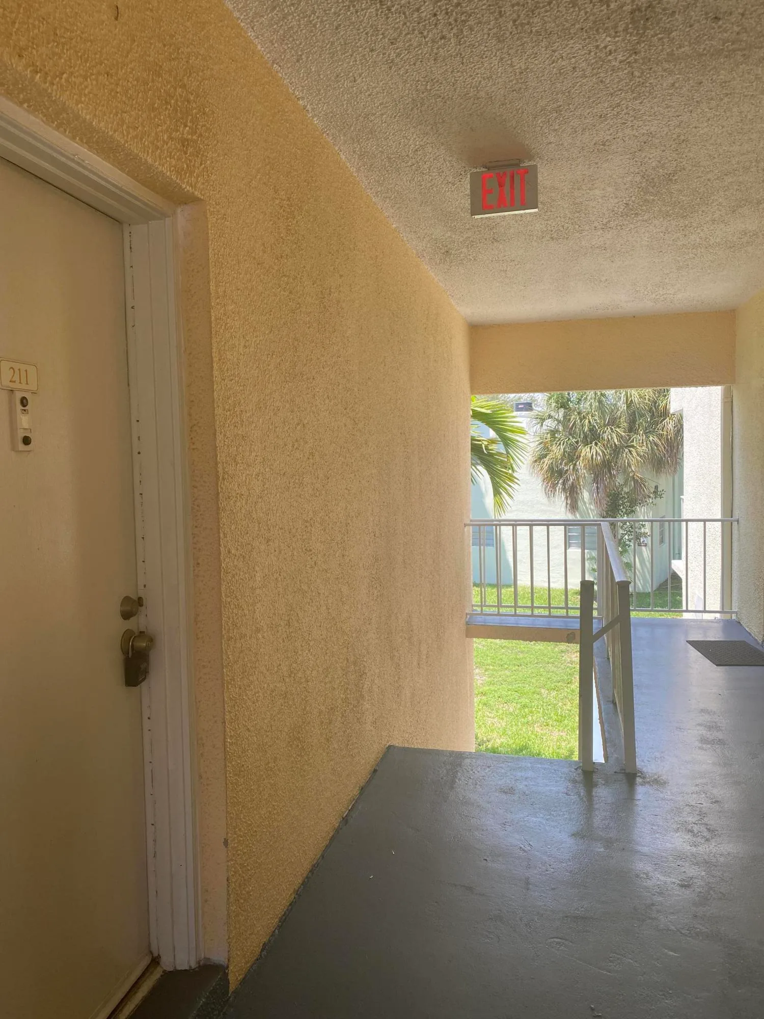Clear Lake Palms Condo