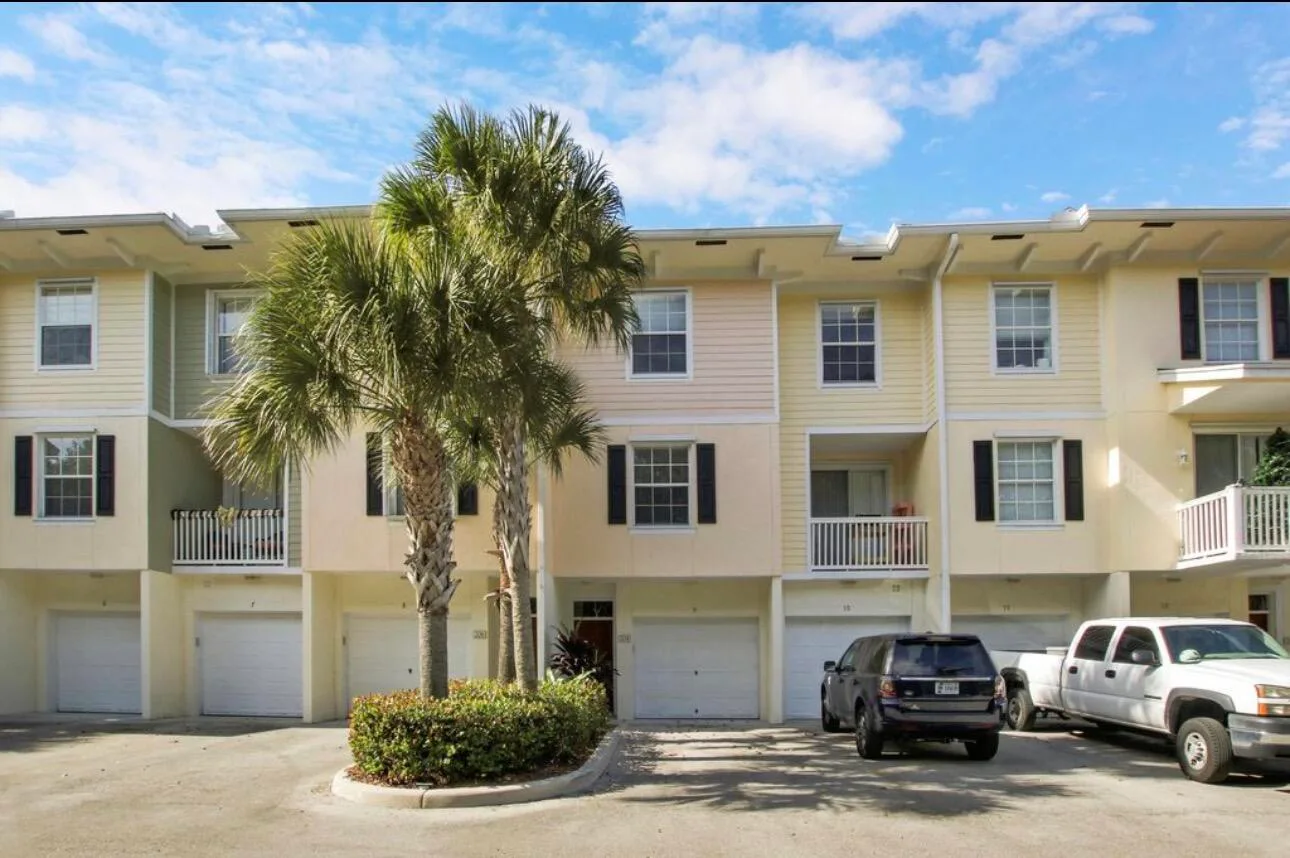 Somerset At Abacoa Condo