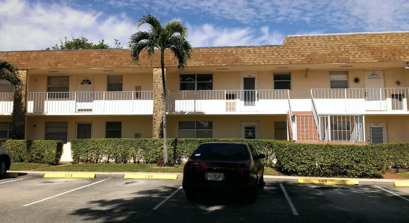 Sandalfoot Blvd Apts Condo