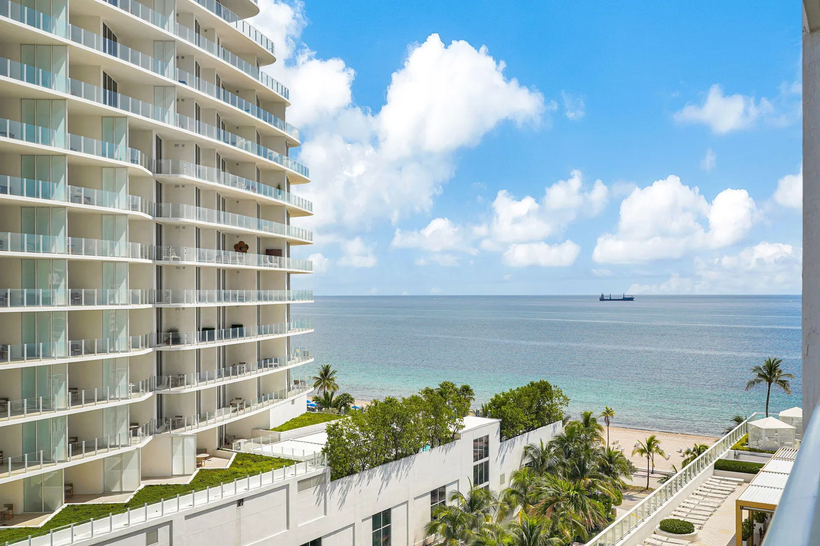 Q Club Resort & Residences Condo
