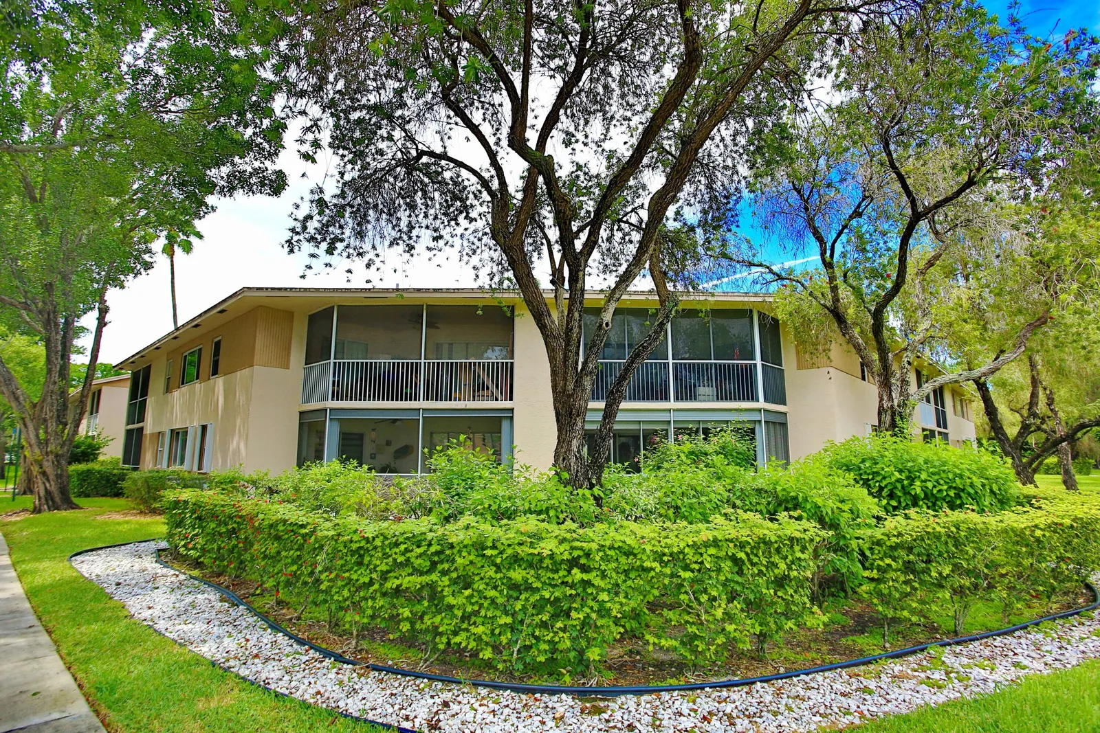 Trent Condominium
