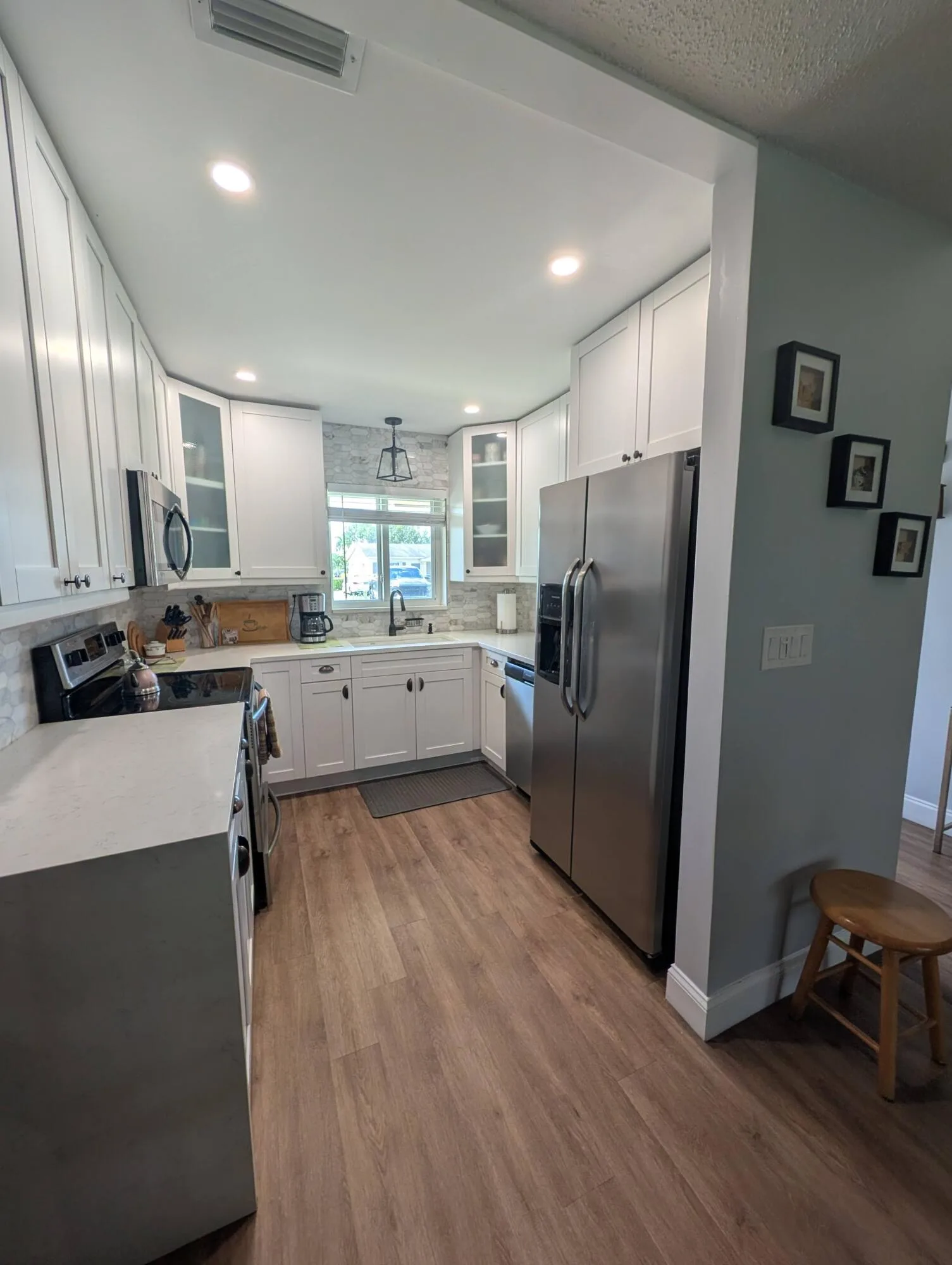 Cresthaven Villas Condo