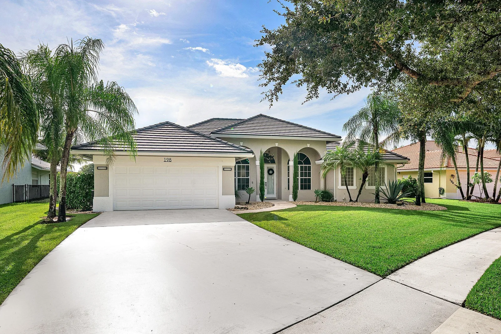 Estates Of Royal Palm Beach
