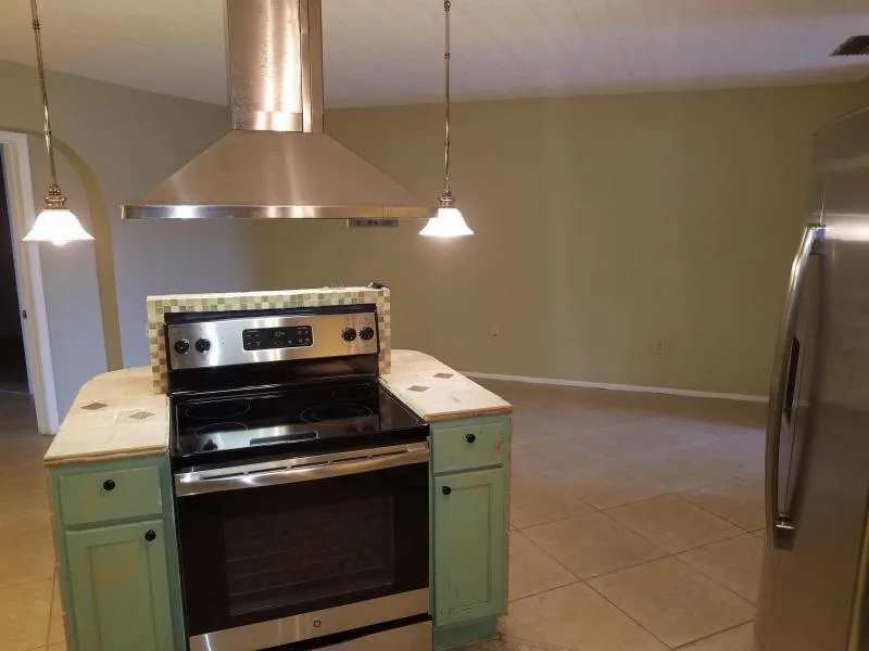 Cresthaven Condo Townhomes Sec