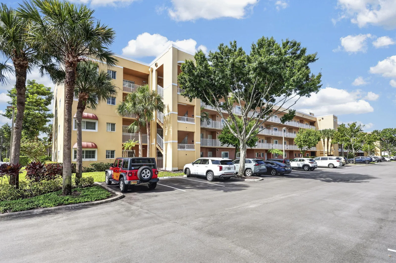 Lucerne Pointe Condo C