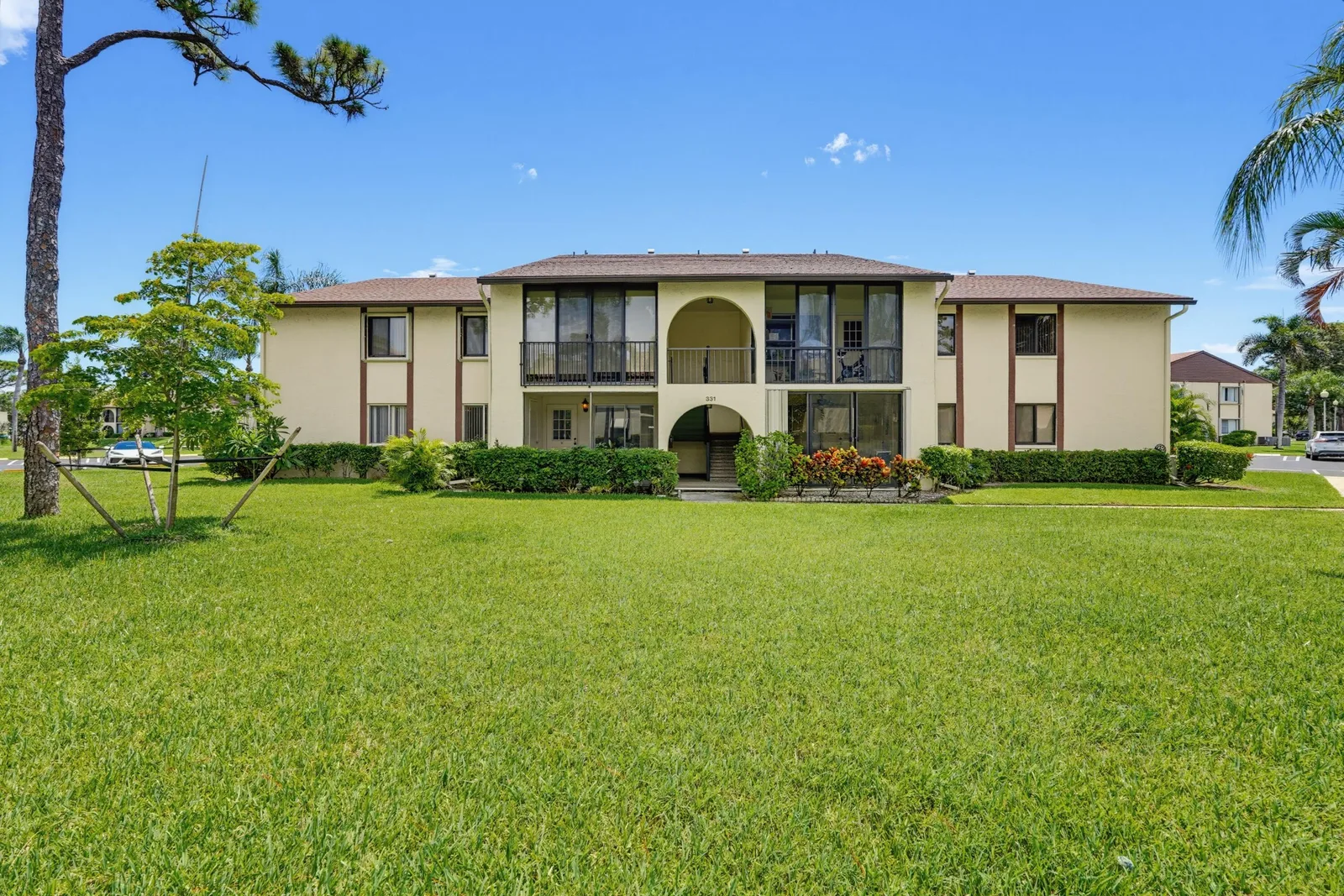 Pine Ridge South Iii Condo