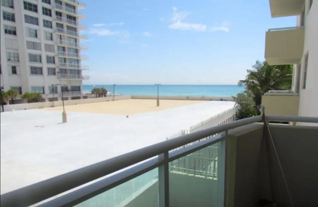 Residences On Hollywood Beach