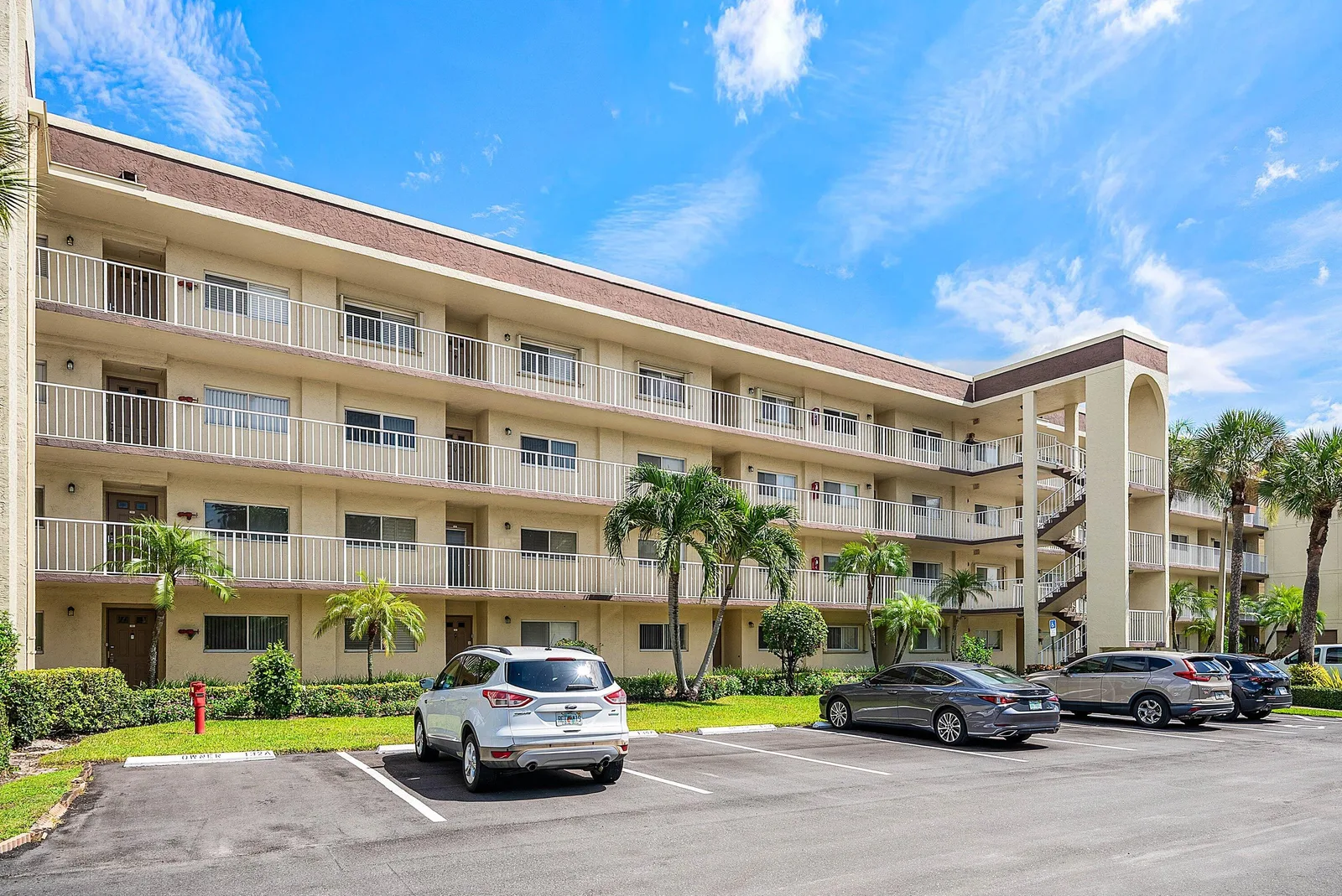 Fairway Club Condo