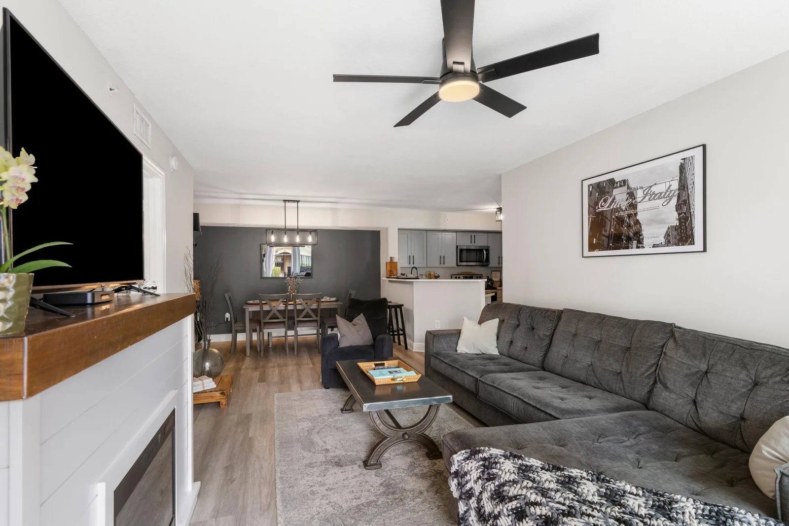 Emerald Isle At Laguna Lakes Condo