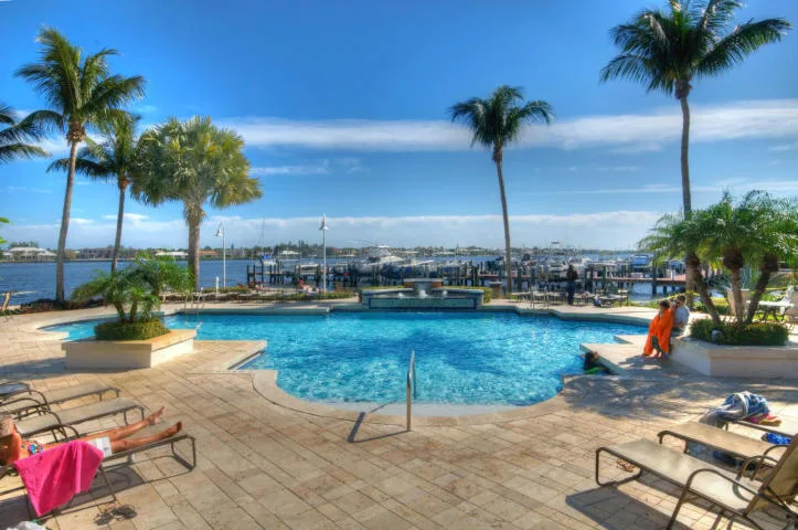 Yacht Club On The Intracoastal Condo