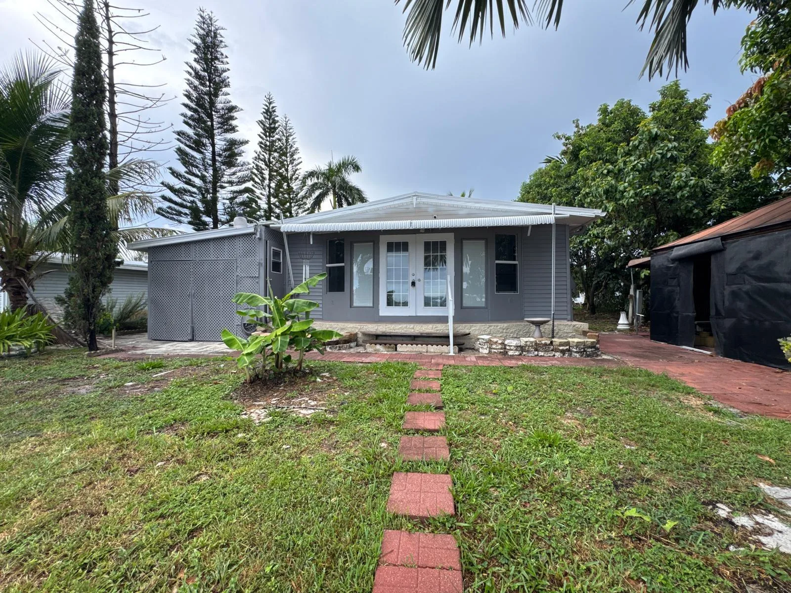 Palm Beach Colony