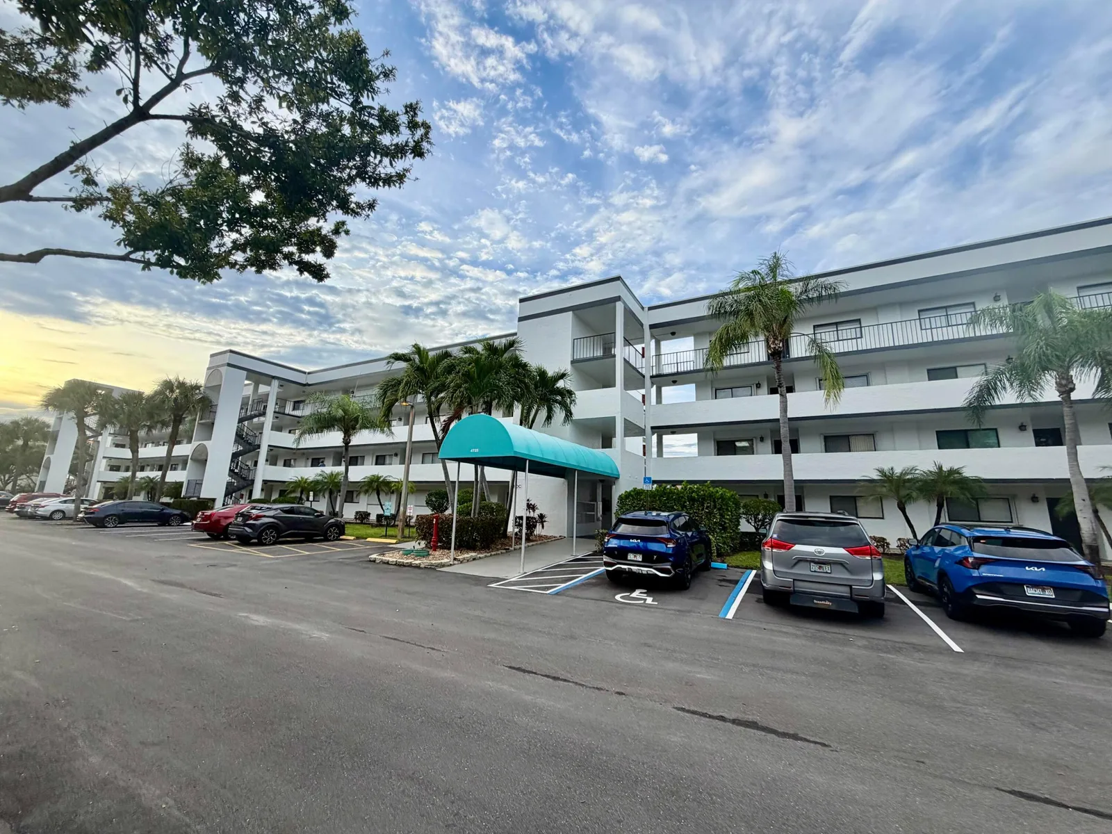 Fairway Club Condo
