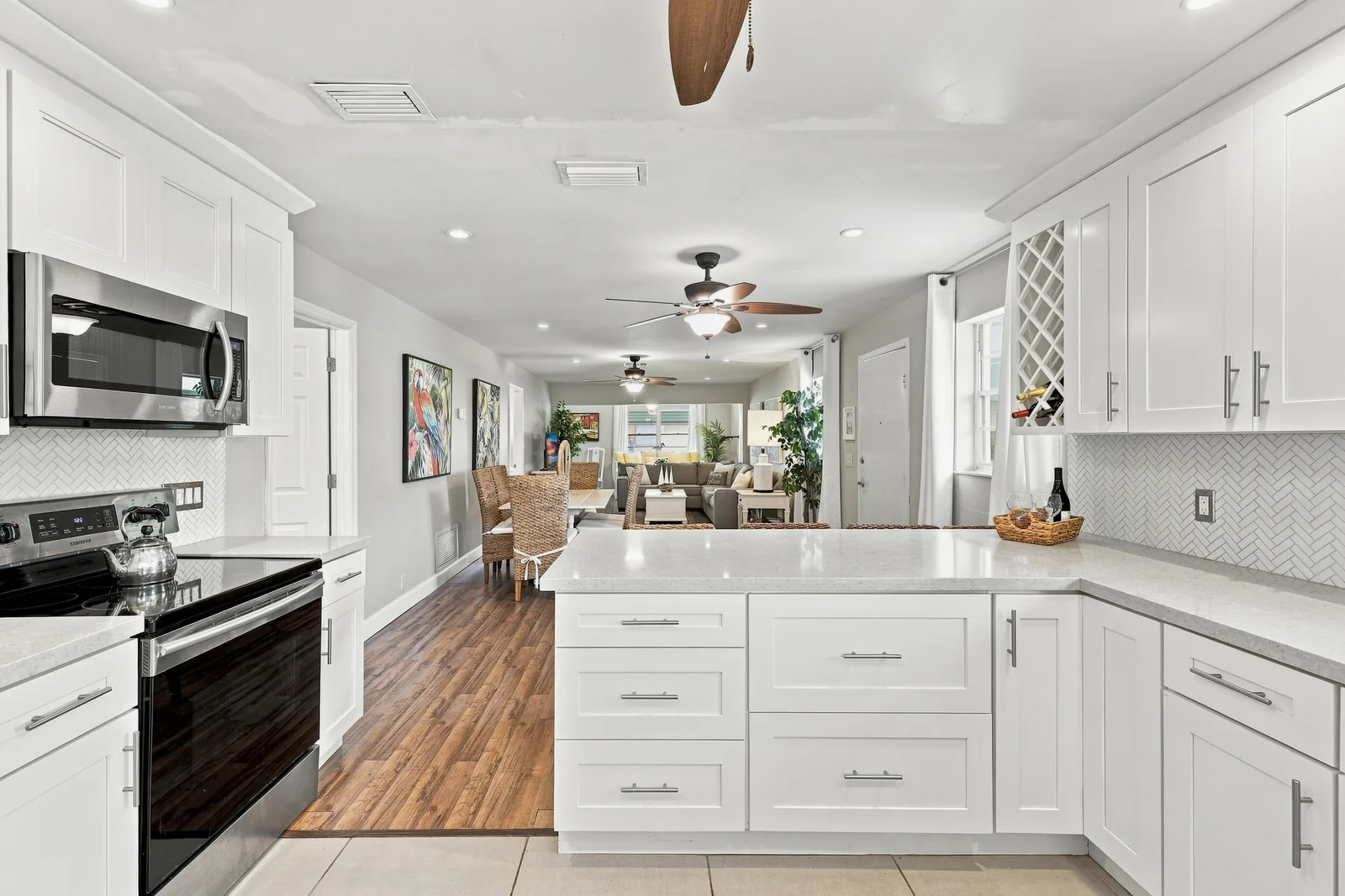 Country Manors Condo