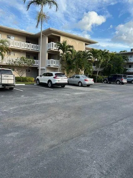 Lake Clarke Gardens Condo