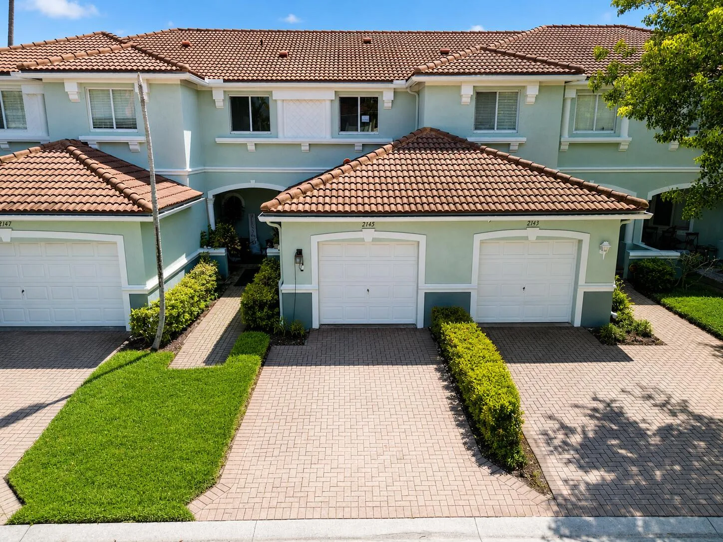 Thousand Oaks