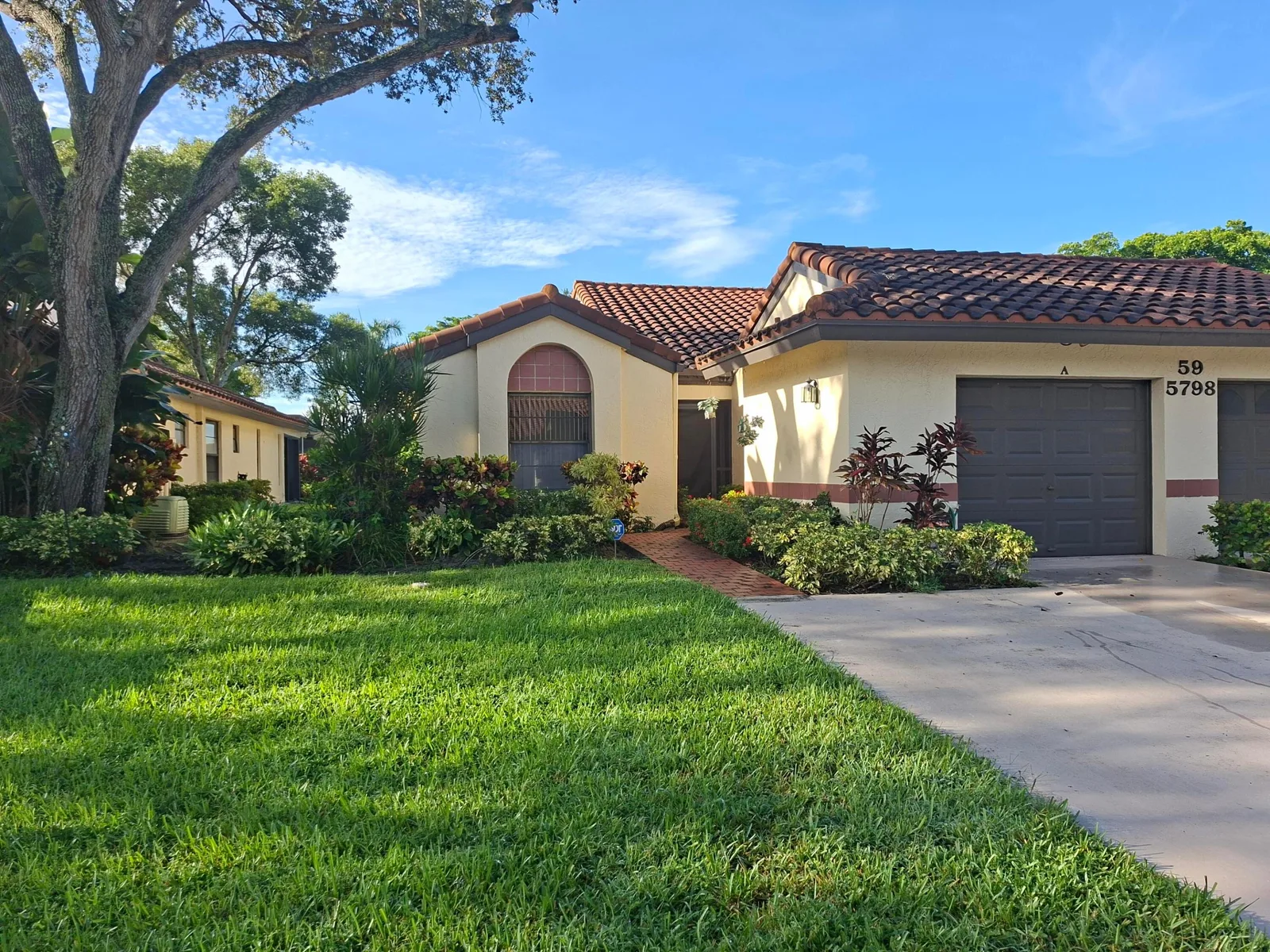 Palm Chase Lakes Condo